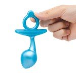 Анальная премиум пробка для стимуляции простаты b-Vibe Bulb Prostate Plug с кольцом для извлечения - голубая - 10,7 см