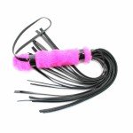 Плеть c лакированными хвостами и ручкой, украшенной розовым мехом BDSM Light - 43 см