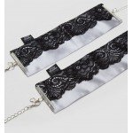 Наручники с кружевом Fifty Shades of Grey - Play Nice из сатина - серебристые Наручники с кружевом Fifty Shades of Grey - Play Nice из сатина - серебристые
