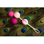 Набор вагинальных шариков со смещенным центром тяжести Gvibe Geisha Balls 2: сцепка и четыре шарика разного веса Набор вагинальных шариков со смещенным центром тяжести Gvibe Geisha Balls 2: сцепка и четыре шарика разного веса