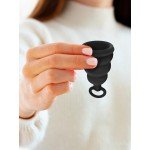 Силиконовая менструальная чаша с обратным клапаном от протечек Gvibe Gcup Black - чёрная - 10 мл