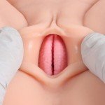 Мастурбатор мини-кукла в виде девушки KOKOS Valentina+ DL с тремя любовными отверстиями, вибрацией и двойным слоем материала - телесный - 50 см Мастурбатор мини-кукла в виде девушки KOKOS Valentina+ DL с тремя любовными отверстиями, вибрацией и двойным слоем материала - телесный - 50 см