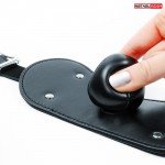 Мягкий кляп NoTabu на регулируемом ремешке и замочком - чёрный Мягкий кляп NoTabu на регулируемом ремешке и замочком - чёрный